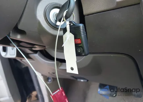 2010 Ford Focus Se z USA, uszkodzony, nr VIN 1FAHP3FN8AW108633